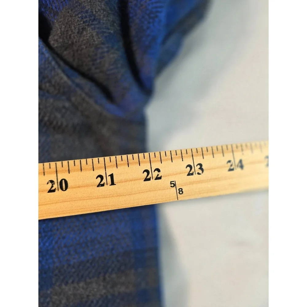 Orvis Flannel Shacket Mens Medium Blue Gray Plaid Long Sleeve w/ Side Pockets